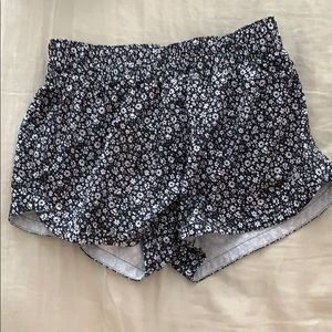GapFit Floral Running Short